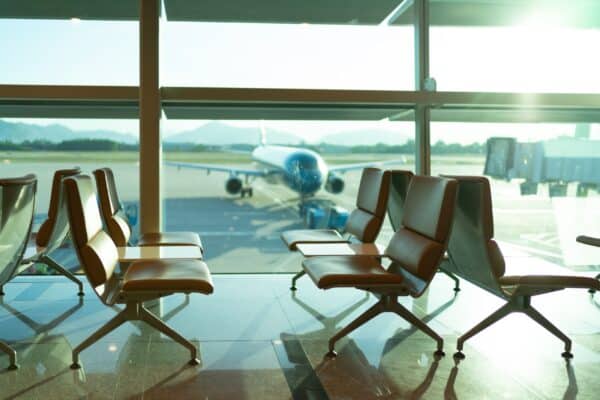 Boston Logan International Airport (BOS) Boston Logan International Airport (BOS)